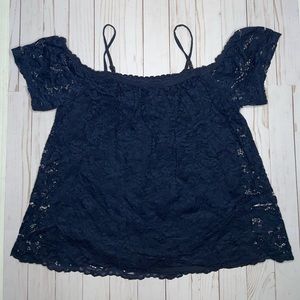 Xhilaration Women’s Top Size Medium